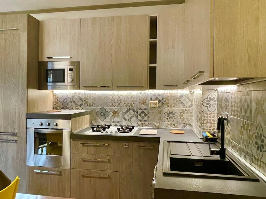 Apartment With Private Parking - Roma Est. Lunghezza Eksteriør bilde