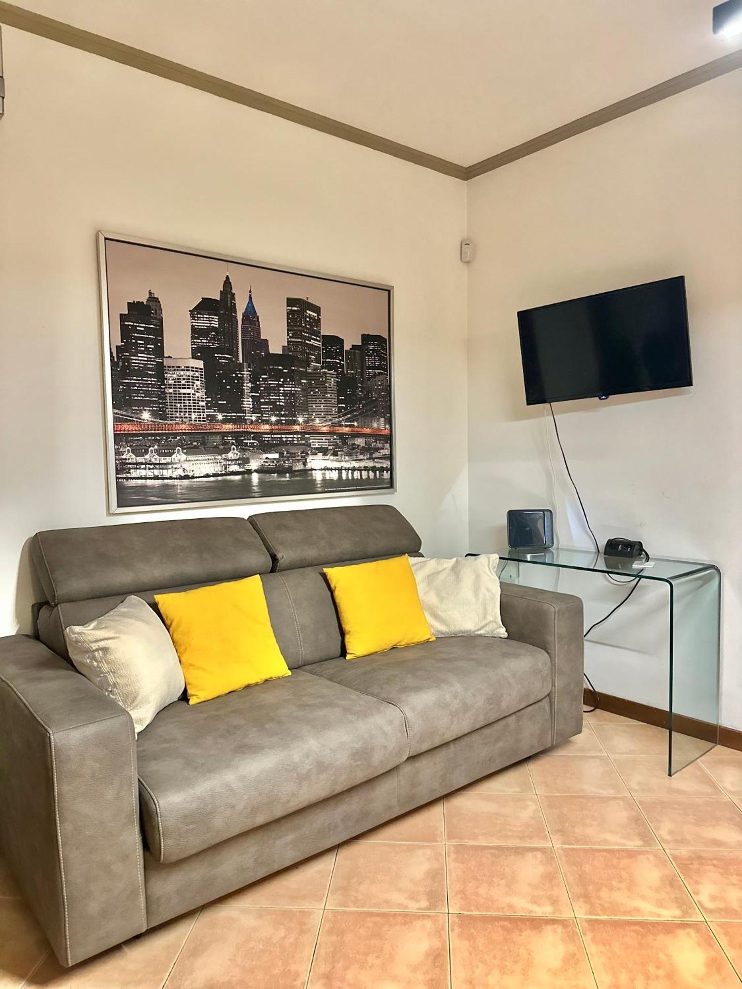 Apartment With Private Parking - Roma Est. Lunghezza Eksteriør bilde